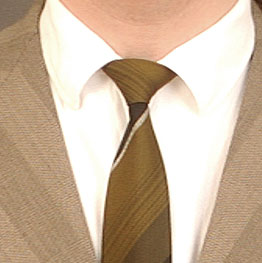 Der Ton macht die Musik und der Stoff den Anzug, deshalb kommt es Christian auf das Taschentuch an. Der Ton macht die Musik und der Stoff den Anzug, deshalb kommt es Christian auf das Taschentuch an.